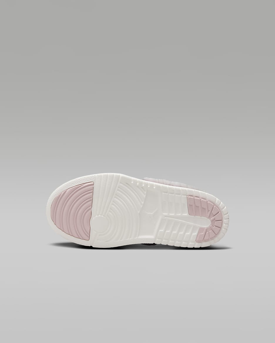 Jordan aj 1 retro low liftd store